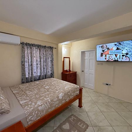 Castle Berry Apartments Kingstown Buitenkant foto