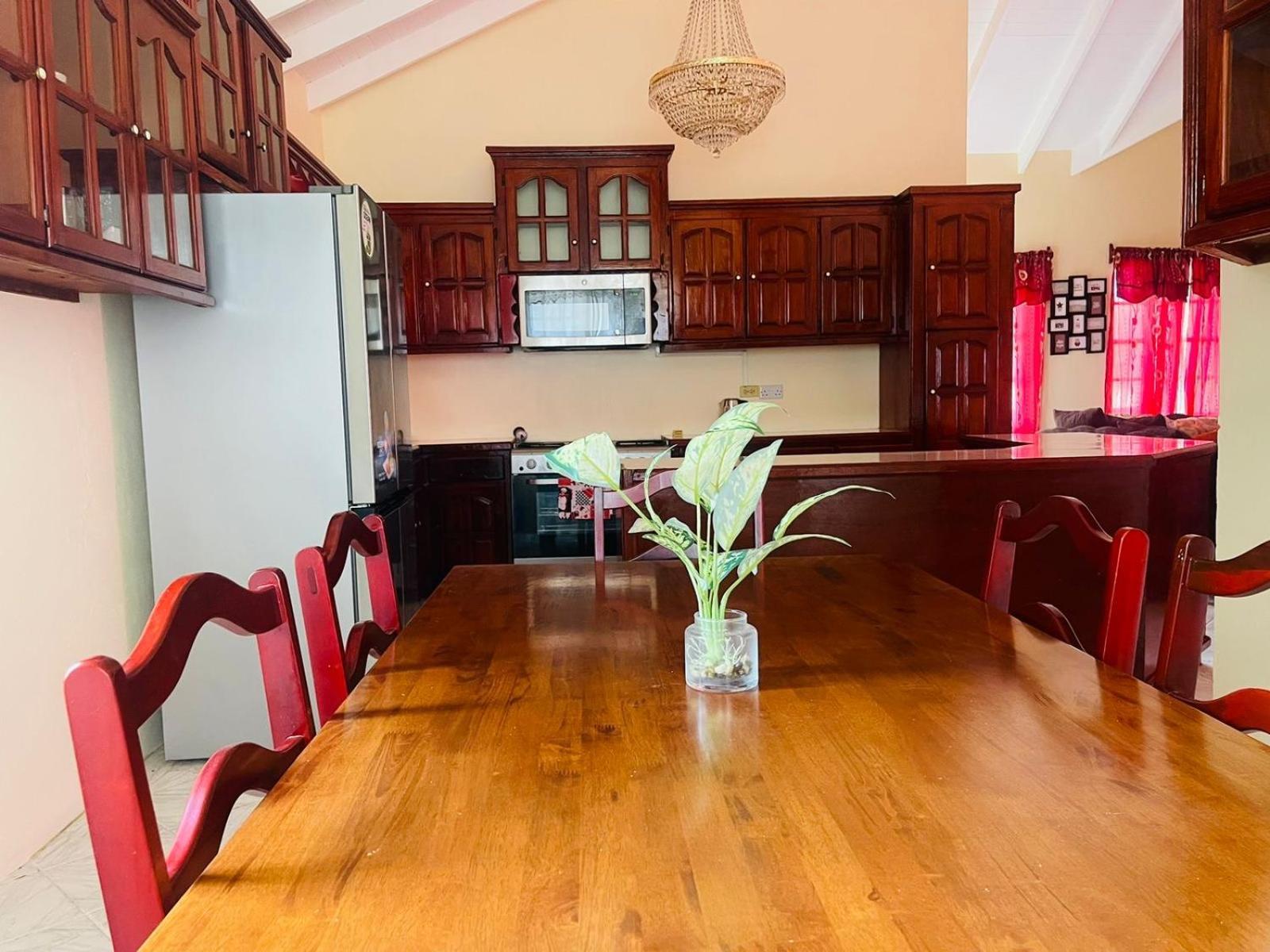 Castle Berry Apartments Kingstown Buitenkant foto